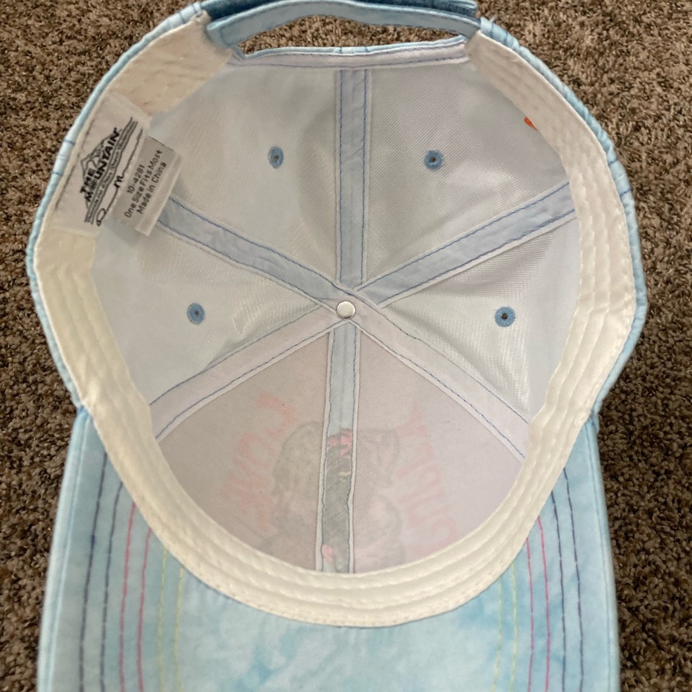 Hat - Picture 4 of 5